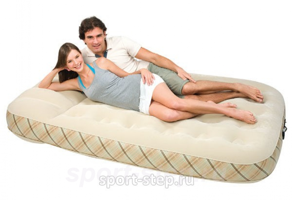 Двуспальный надувной матрас Bestway Power-pro Air Mattress Queen 67393 с встроенным электронасосом