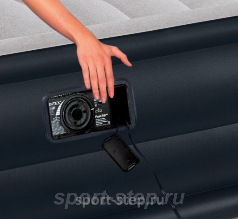 Двуспальная надувная кровать Intex 67738 Deluxe Pillow Rest Raised Bed с встроенным электрическим насосом